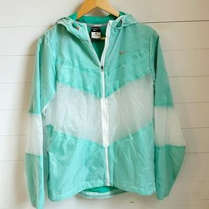 Nike Cyclone Running Coat
